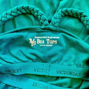 Vicorias secret built in bra top